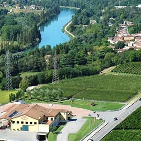 Alloggio per agriturismo Tenuta San Leone Valeggio sul Mincio